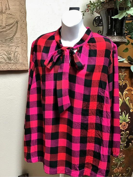 Lane Bryant Tops - Lane Bryant Plaid Bow Blouse in Pink & Black Size X Like New